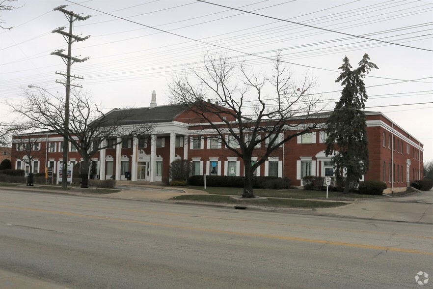 6500 Pearl Rd, Parma Heights, OH for sale - Primary Photo - Image 1 of 1