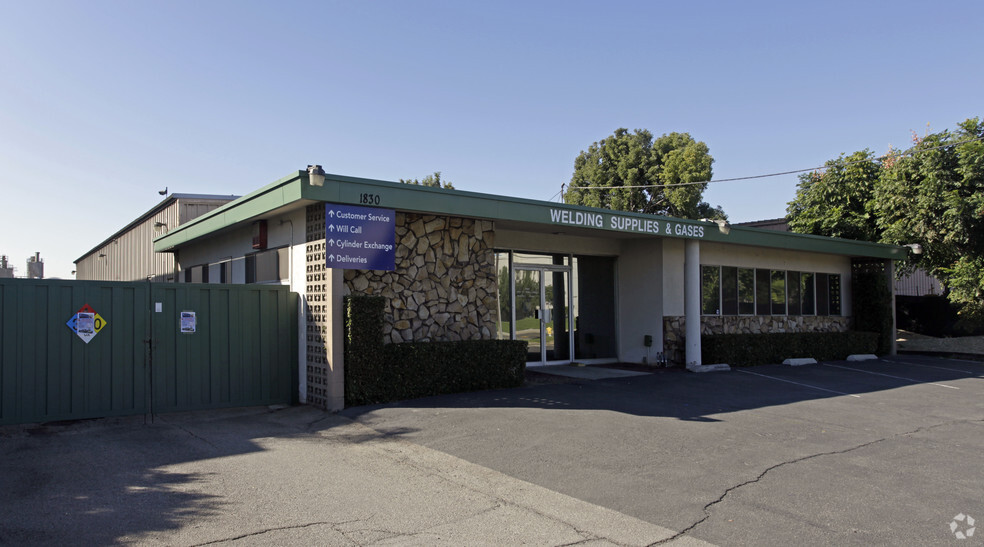 1830 Baker Ave, Ontario, CA for sale - Building Photo - Image 1 of 11