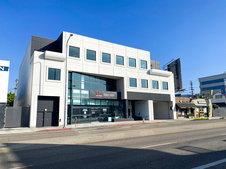 11925 Wilshire Blvd, Los Angeles, CA for rent - Building Photo - Image 3 of 10