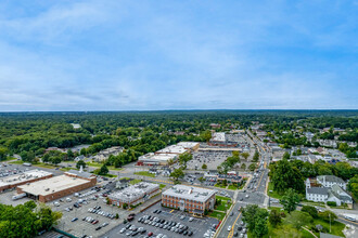 180 E Main St, Smithtown, NY - aerial  map view