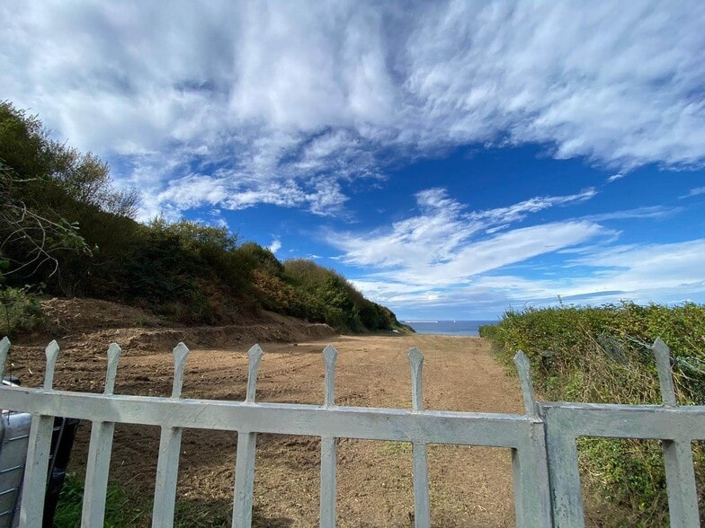 Camino Peñarrubia, 337, Gijón, Asturias to rent - Building Photo - Image 3 of 26