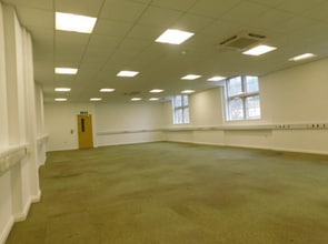 7 Peacock Ln, Leicester to rent Interior Photo- Image 2 of 13