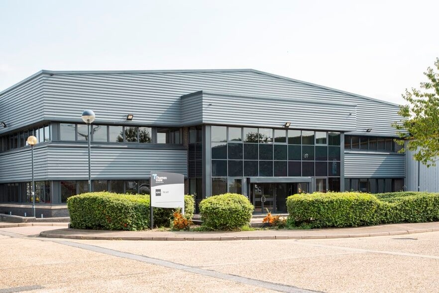 Barlow Way, Rainham for sale - Building Photo - Image 1 of 1