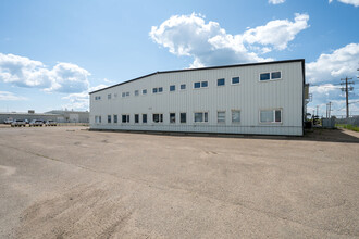 4606 62 Av, Lloydminster, AB for rent Building Photo- Image 1 of 49