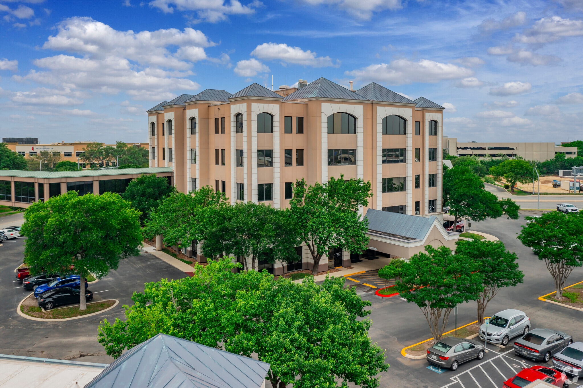 4330 Medical Dr, San Antonio, TX to rent Primary Photo- Image 1 of 7