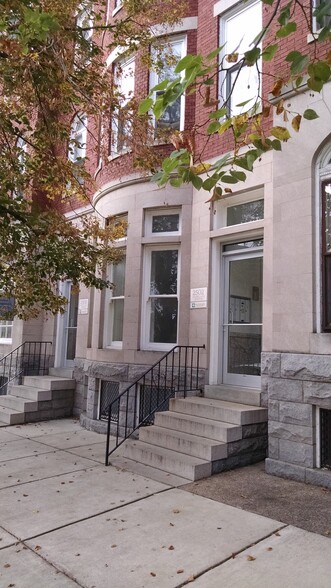 2500 Maryland Ave, Baltimore, MD for sale - Building Photo - Image 3 of 14