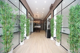 751 High Rd, London to rent Interior Photo- Image 1 of 52