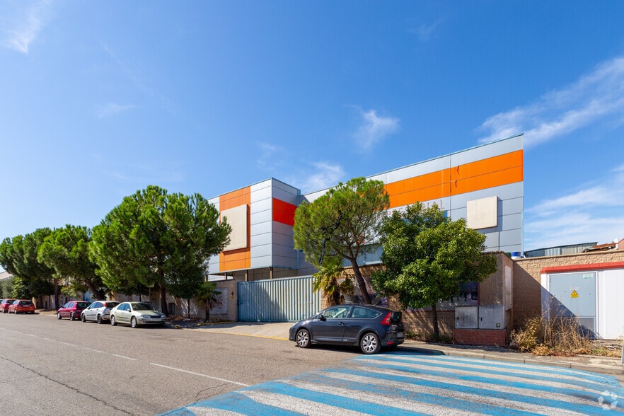 Calle Monte Boyal, 97, Casarrubios del Monte, Toledo for sale - Primary Photo - Image 1 of 1