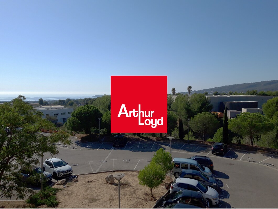 515 Avenue De La Tramontane, La Ciotat to rent Building Photo- Image 1 of 8