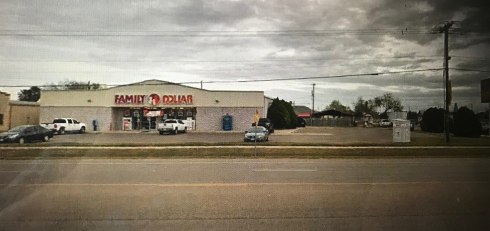 611 W Hwy 107, Elsa, TX for sale - Primary Photo - Image 1 of 1