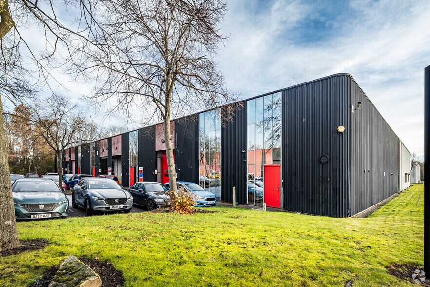 12 Adlington Ct, Warrington for sale - Primary Photo - Image 1 of 1