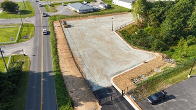 Leadbetter Rd, Ashland, VA for rent Building Photo- Image 1 of 6