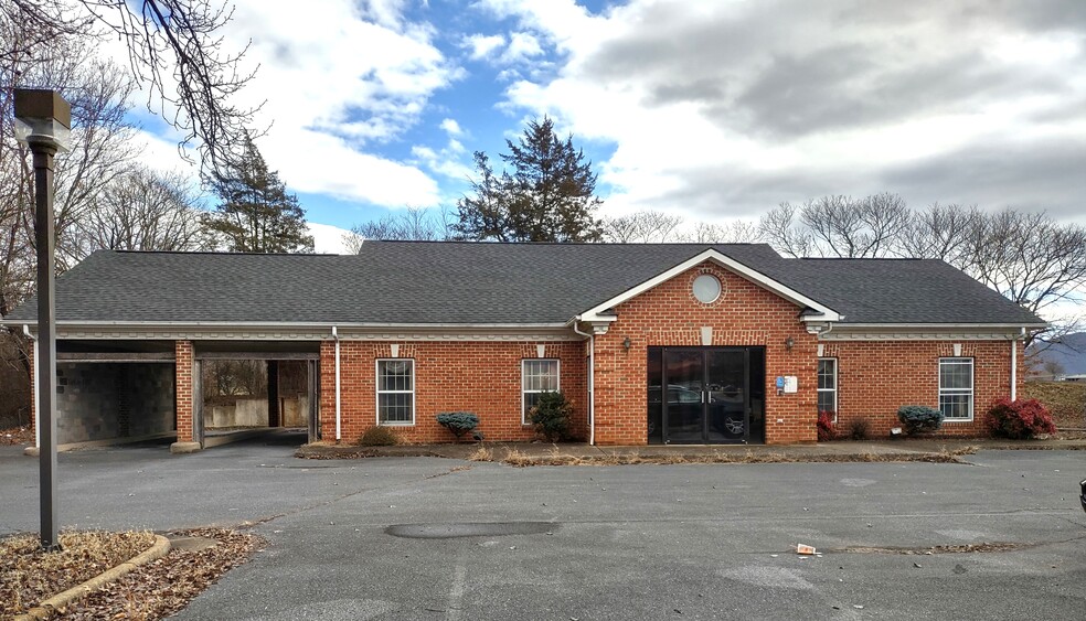 14830 Spotswood Trl, Elkton, VA for sale - Primary Photo - Image 3 of 7