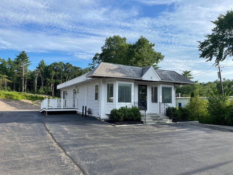 1352 Main St, Millis, MA for sale - Primary Photo - Image 1 of 1