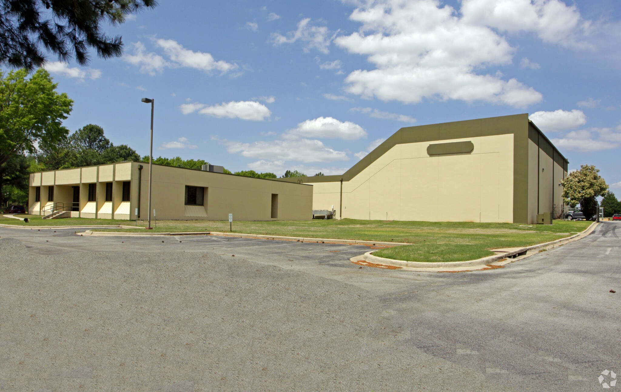 690 Discovery Dr, Huntsville, AL for sale Primary Photo- Image 1 of 1