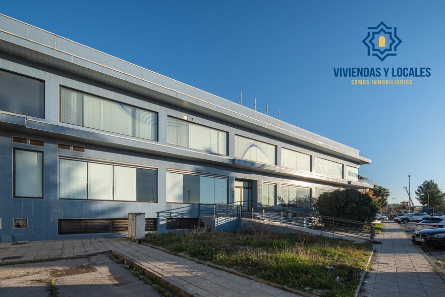 Office in Armilla, Granada to rent - Building Photo - Image 2 of 50