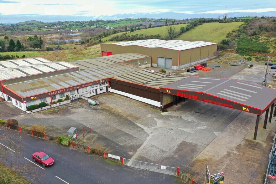 51 Lisburn Rd, Ballynahinch for sale - Building Photo - Image 2 of 20