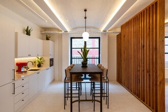 195-205 Union St, London to rent Interior Photo- Image 2 of 7