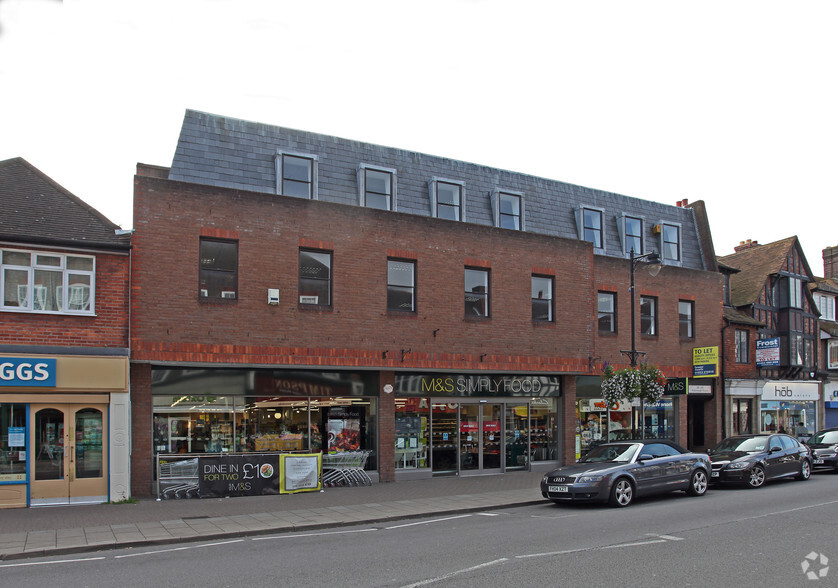 38-40 Sycamore Rd, Amersham for rent - Building Photo - Image 2 of 3