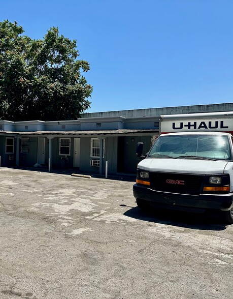 1702-1710 N Long Beach Blvd, Compton, CA for sale - Building Photo - Image 3 of 20