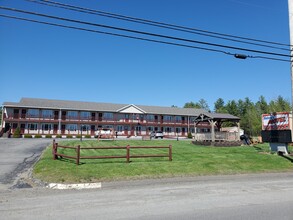 461 Main St, Jackman, ME for sale Primary Photo- Image 1 of 1