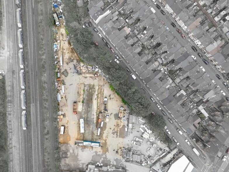 248 Humberstone Rd, Leicester to rent - Building Photo - Image 1 of 3