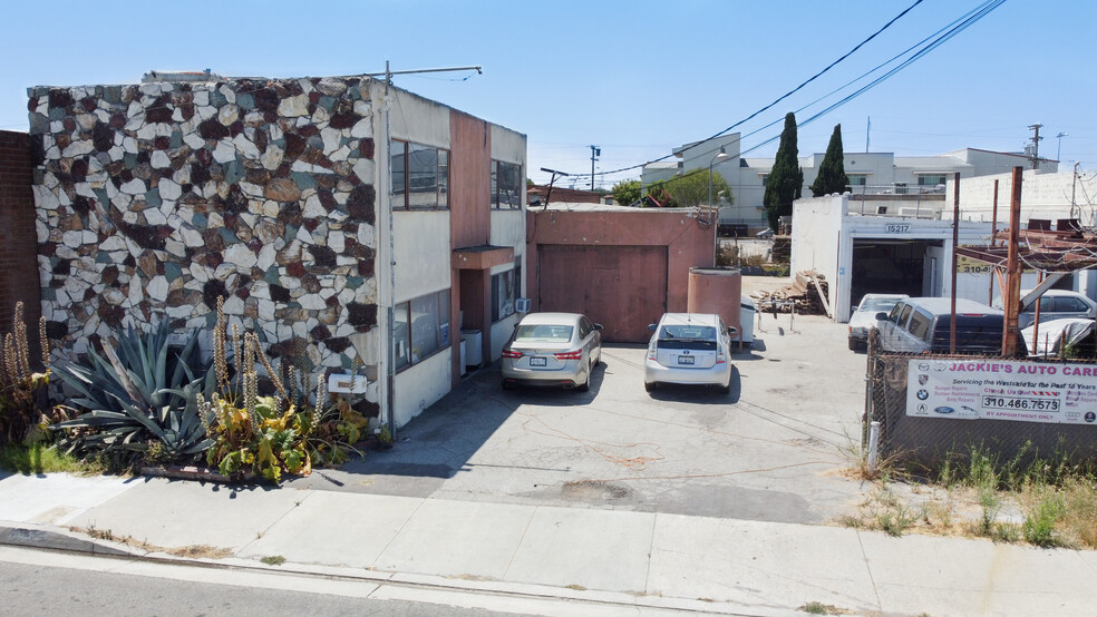 15217-15223 Grevillea Ave, Lawndale, CA for sale - Building Photo - Image 1 of 5