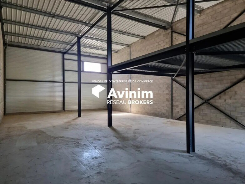 Industrial in Perpignan for sale - Building Photo - Image 2 of 4
