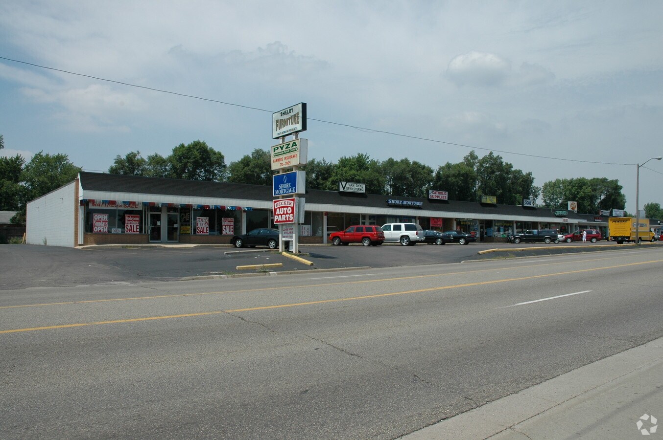 4669146863 Van Dyke Ave, Shelby Township 48317 Utica Heights