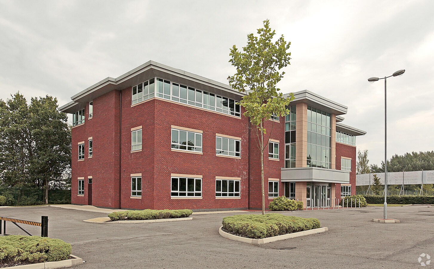 Epsom Av, Wilmslow SK9 3DF UK