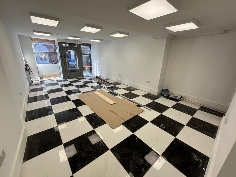 37-39A Head St, Colchester to rent - Building Photo - Image 2 of 6