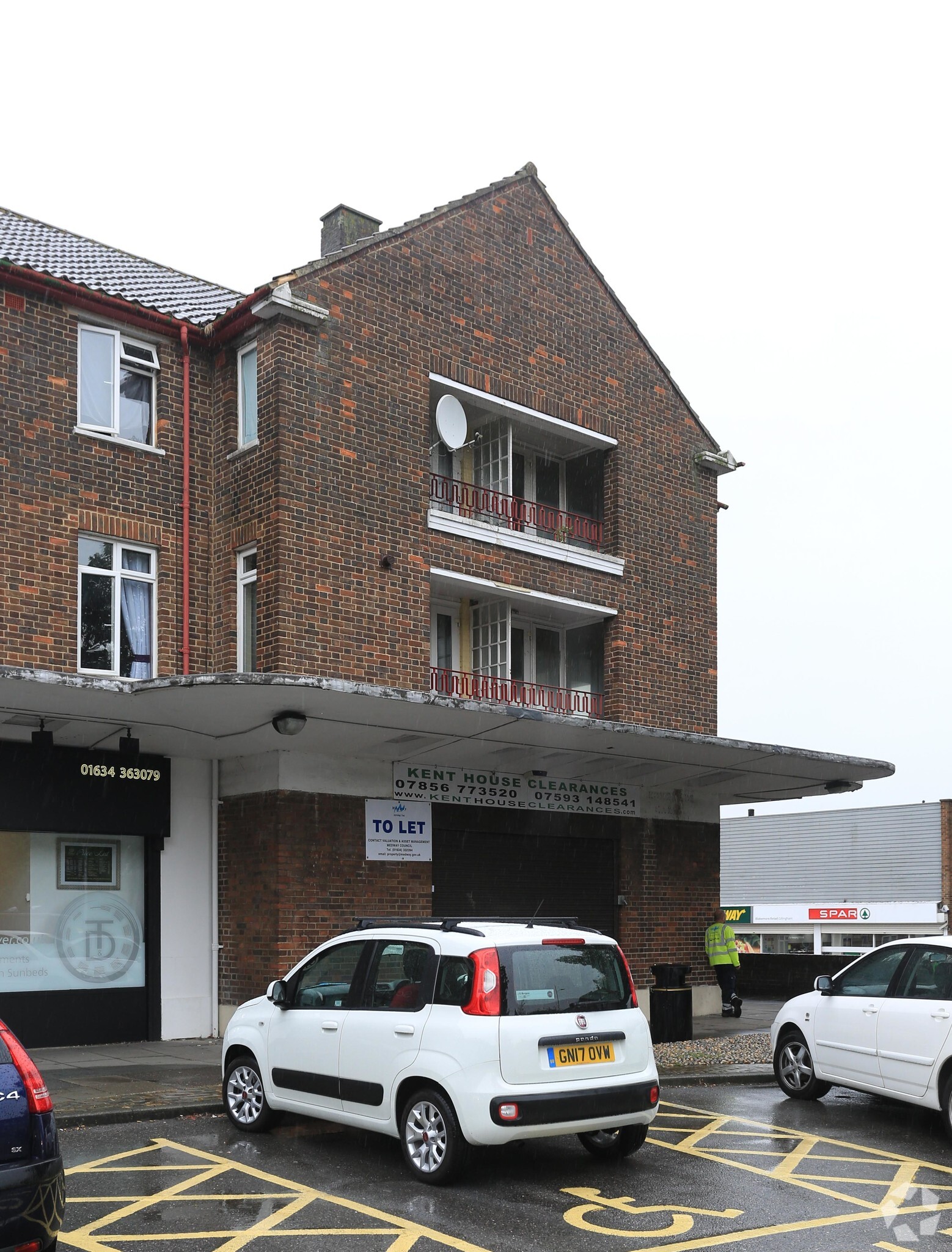 14-19 Twydall Green, Gillingham to rent Primary Photo- Image 1 of 3