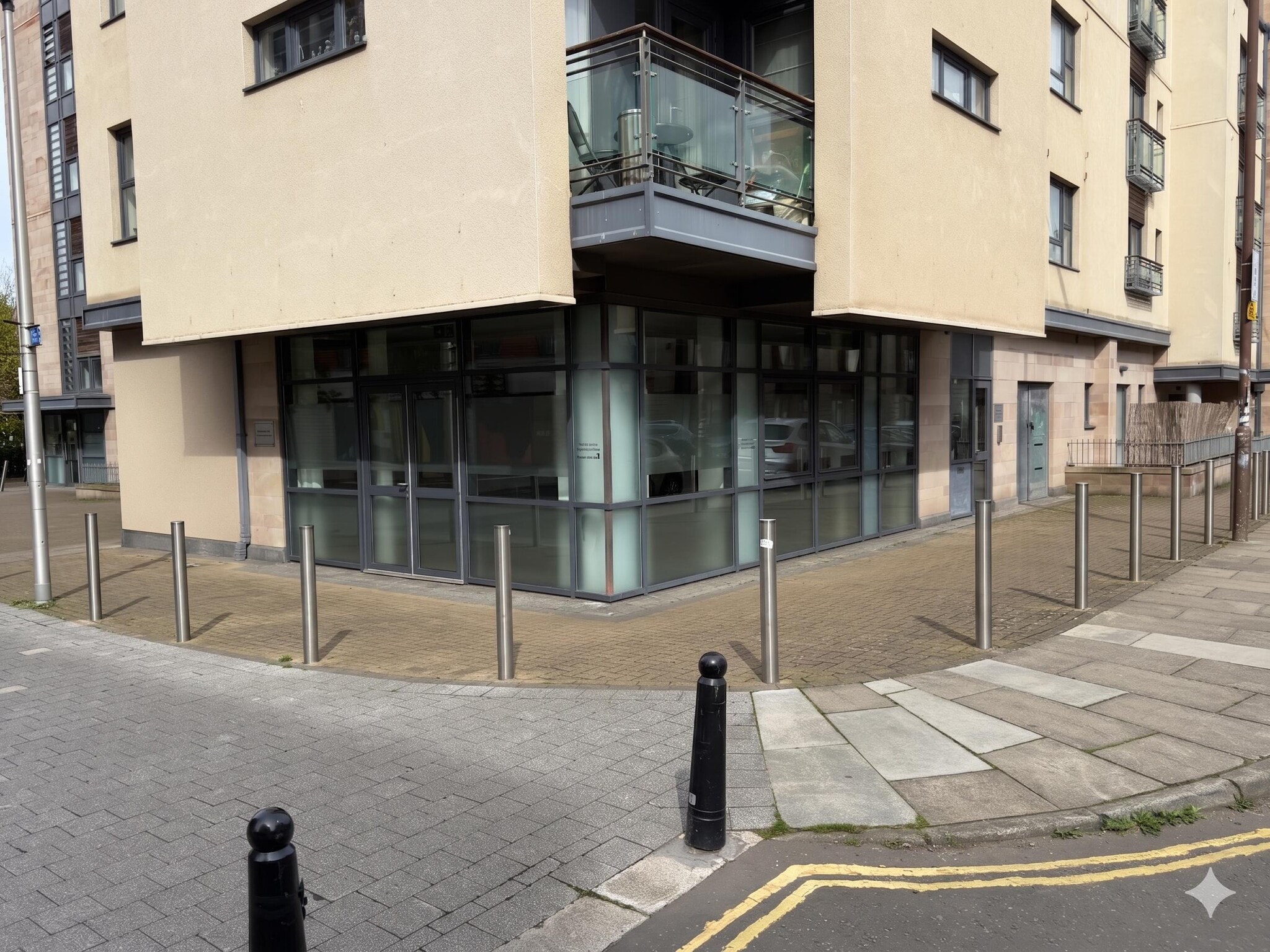 19 West Tollcross, Edinburgh to rent Building Photo- Image 1 of 3