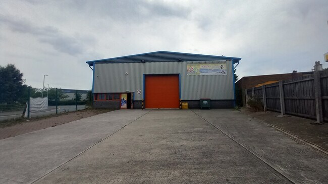 More details for 2 Cross Ln, Bradford - Industrial to Rent