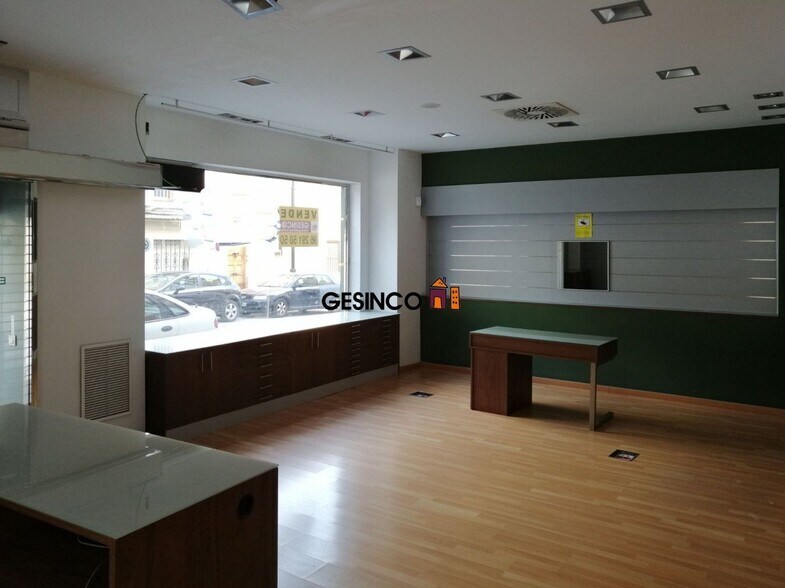 Retail in València, Valencia for sale - Building Photo - Image 2 of 7