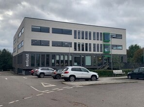 Lichfield Rd, Stafford to rent Building Photo- Image 1 of 2