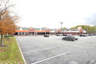 46850-46922 Romeo Plank Rd, Macomb Township, MI for rent Building Photo- Image 1 of 3