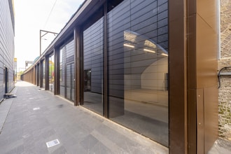 189-200 Morning Ln, London to rent Building Photo- Image 1 of 4