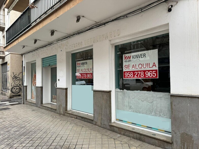 Retail in Granada, Granada to rent - Building Photo - Image 2 of 12