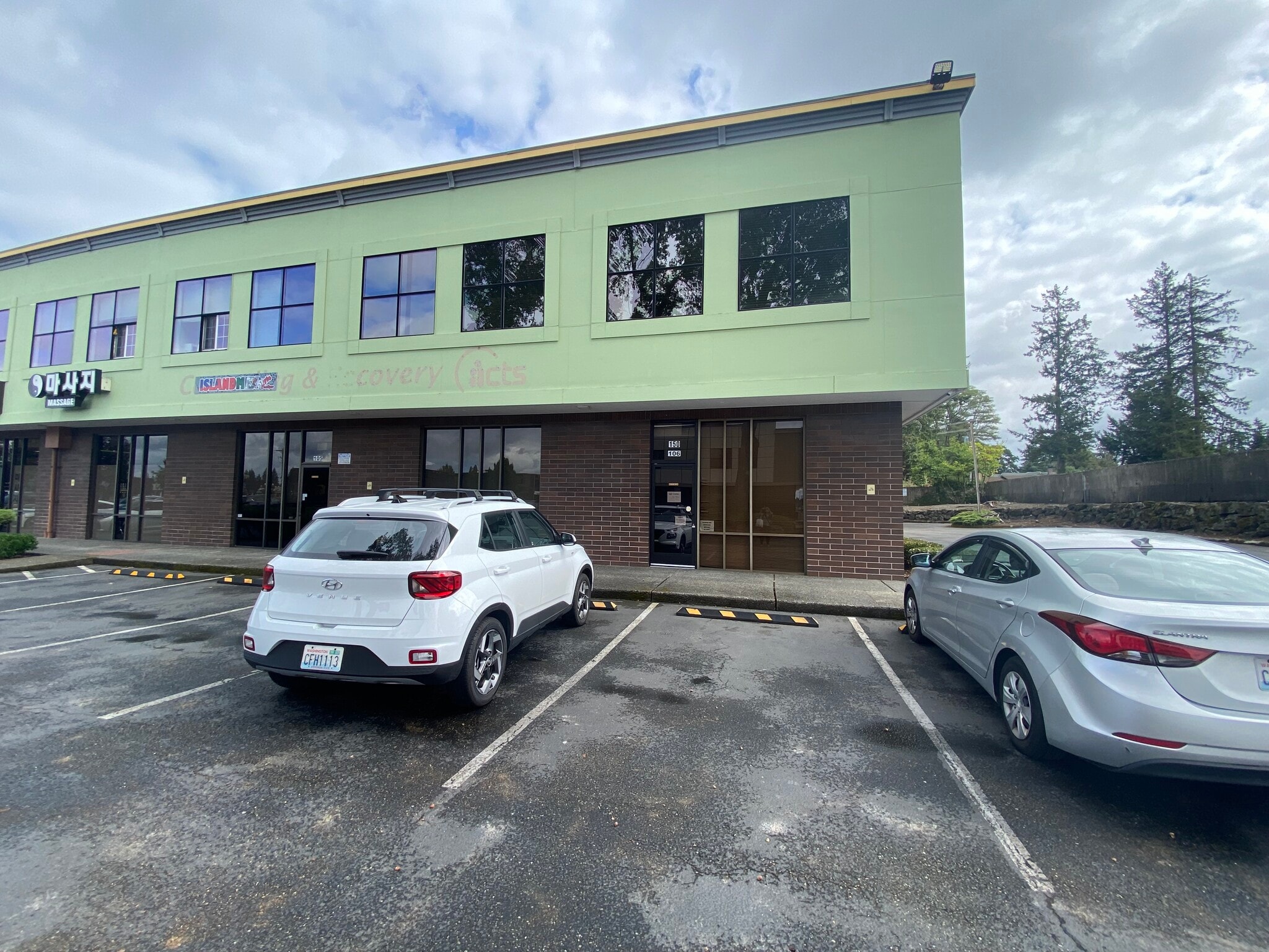 8811 S Tacoma Way, Tacoma, WA to rent Building Photo- Image 1 of 2