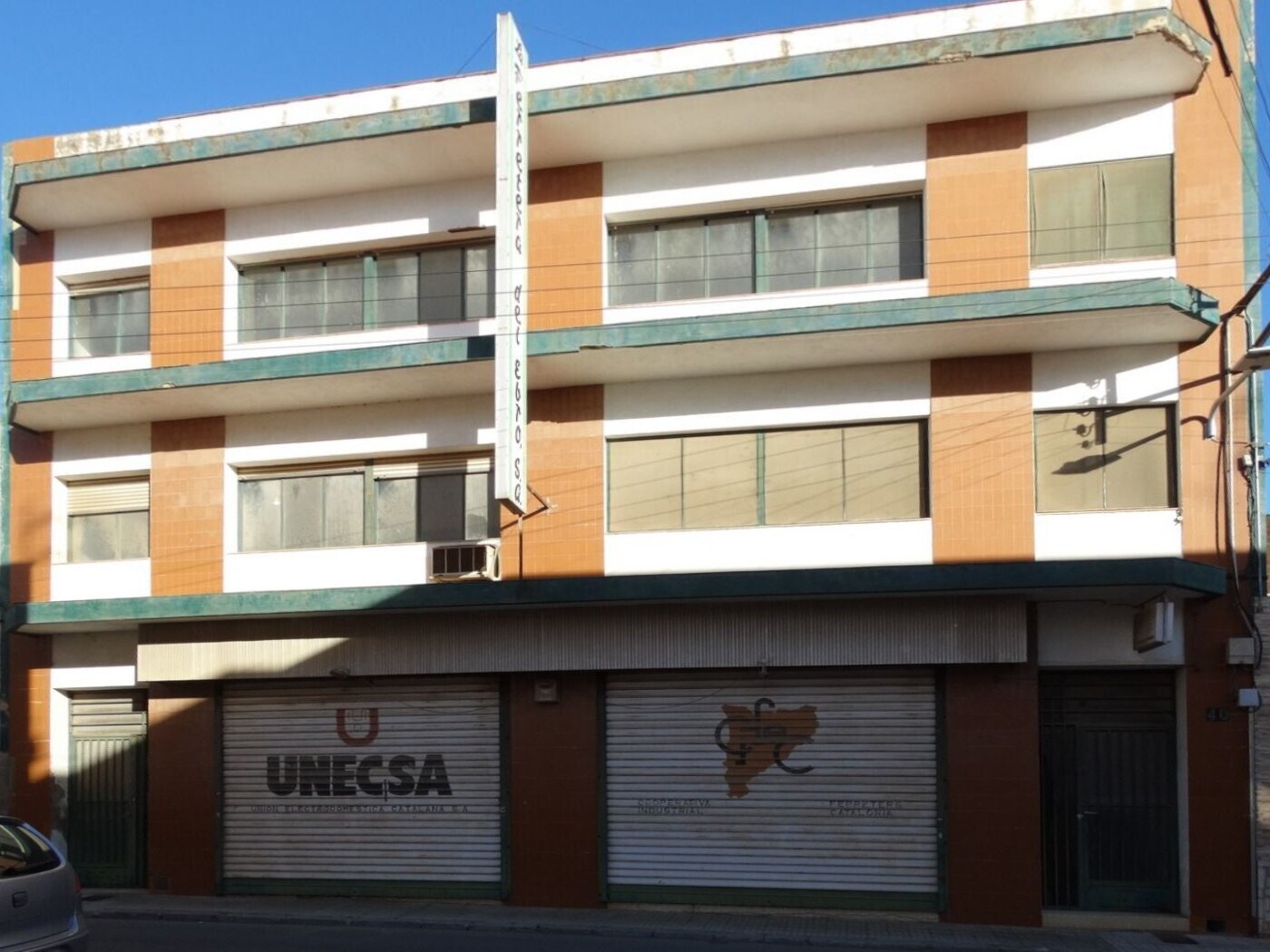 Retail in Amposta, Tarragona for sale Primary Photo- Image 1 of 11