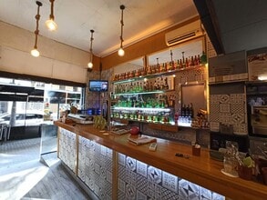 Retail in Barcelona, Barcelona to rent Interior Photo- Image 1 of 11