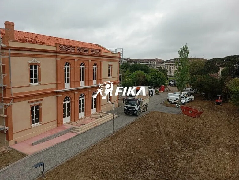 Office in Toulouse to rent - Building Photo - Image 1 of 9