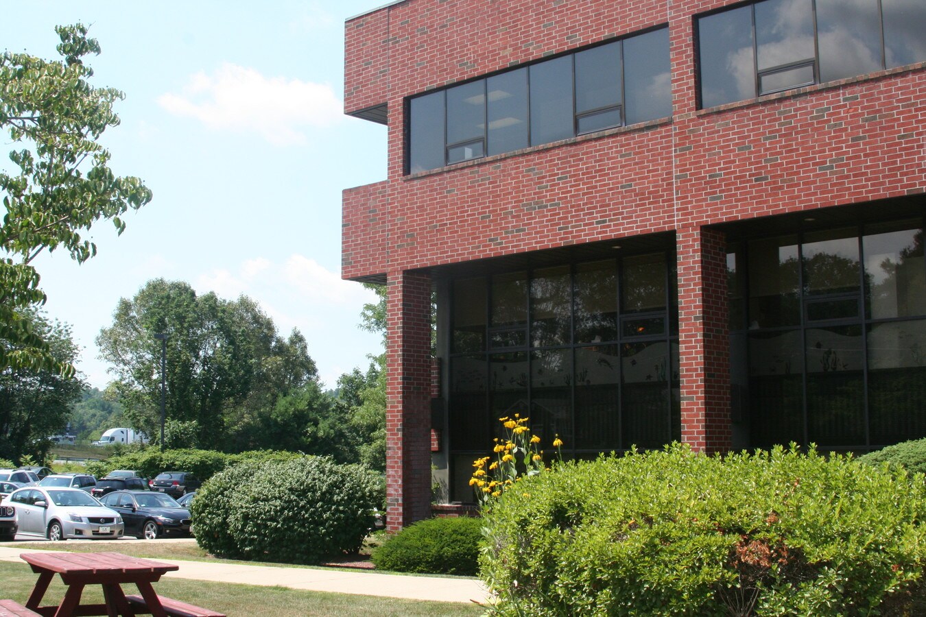 38 Pond St, Franklin 02038 UK