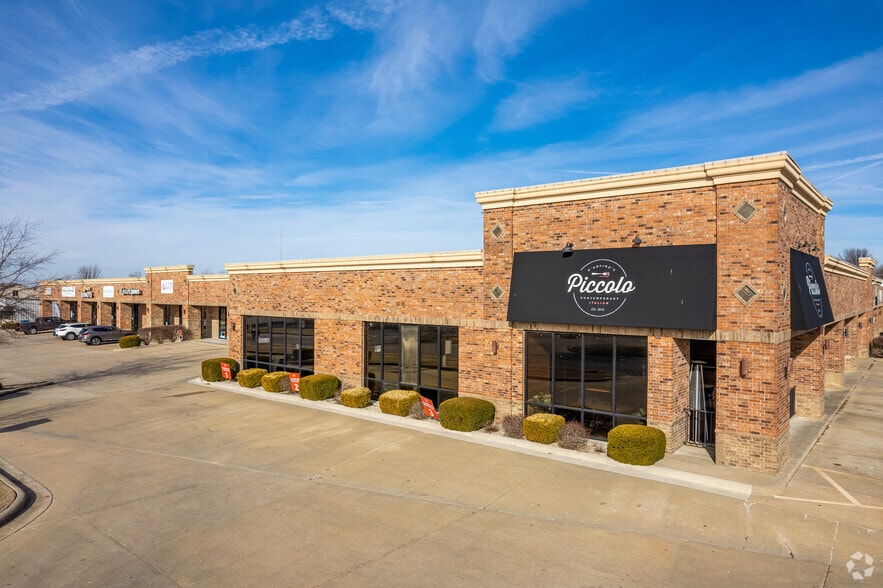 107 W Aldersgate Dr, Nixa, MO for sale - Primary Photo - Image 1 of 1