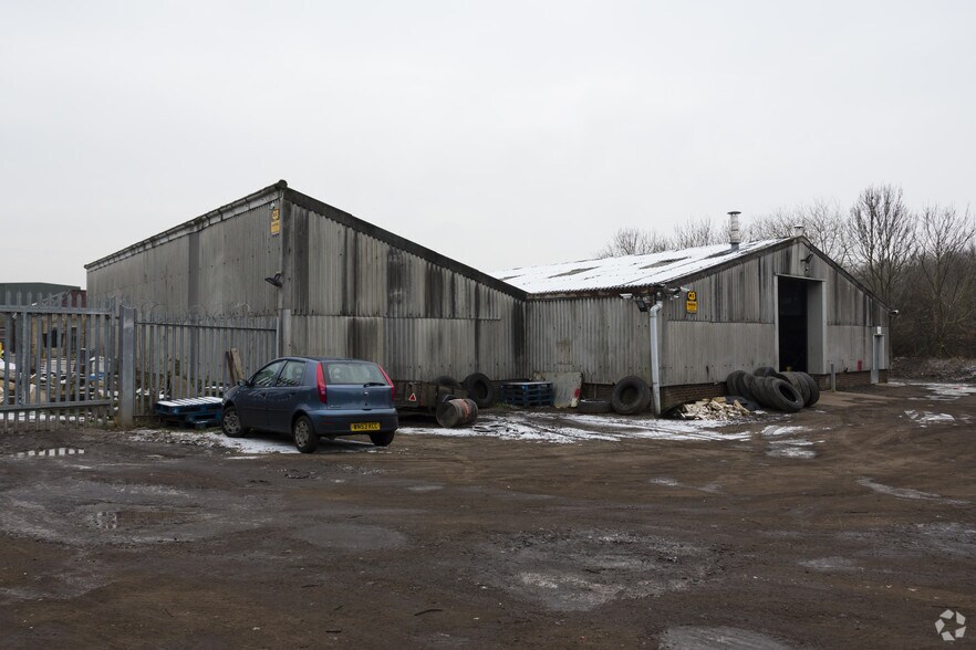 Huddersfield Rd, Mirfield for sale - Building Photo - Image 3 of 3
