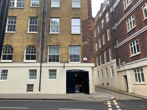 2 Suffolk Ln, London to rent Building Photo- Image 1 of 3