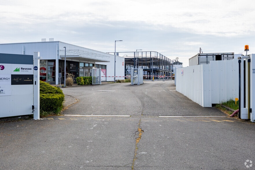 41-47 Boulevard Marcel Sembat, Vénissieux to rent - Primary Photo - Image 1 of 20