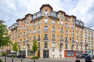 More details for 34 Rue Yves Kermen, Boulogne-Billancourt - Retail to Rent
