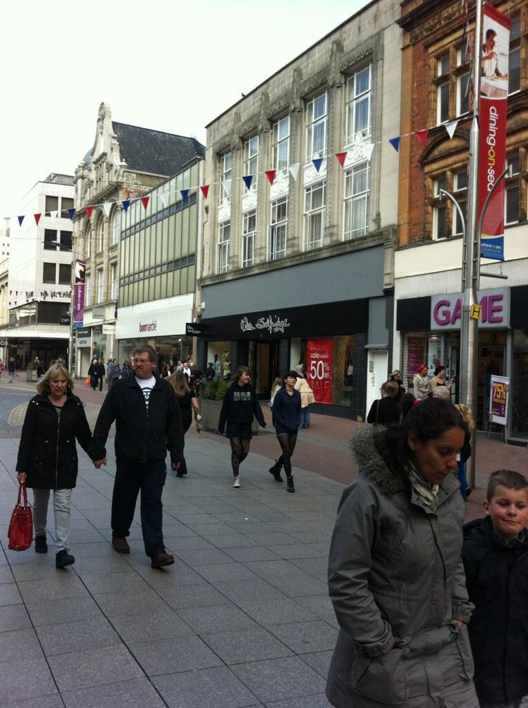 122-124 High St, Southend On Sea for sale Primary Photo- Image 1 of 1